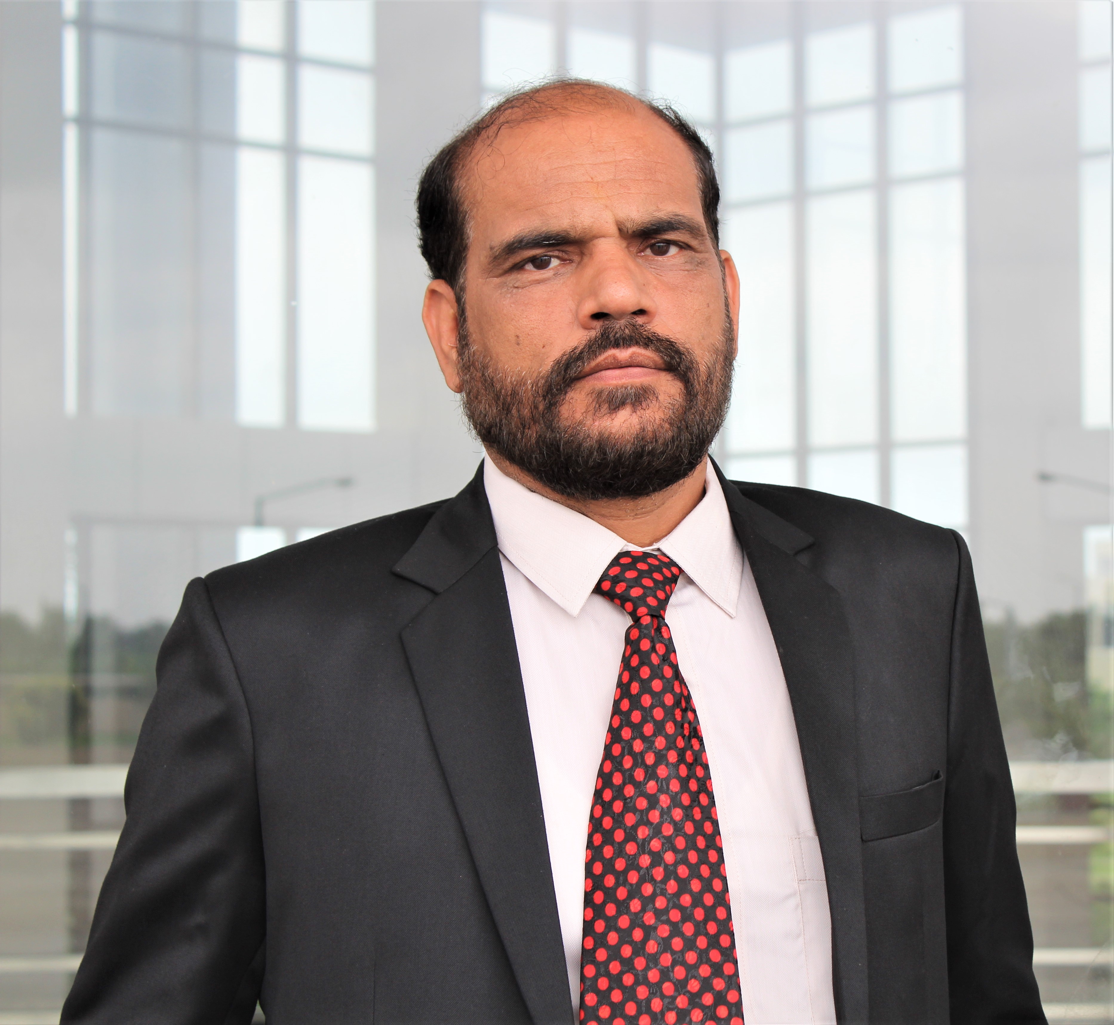 Dr. Amol Singh